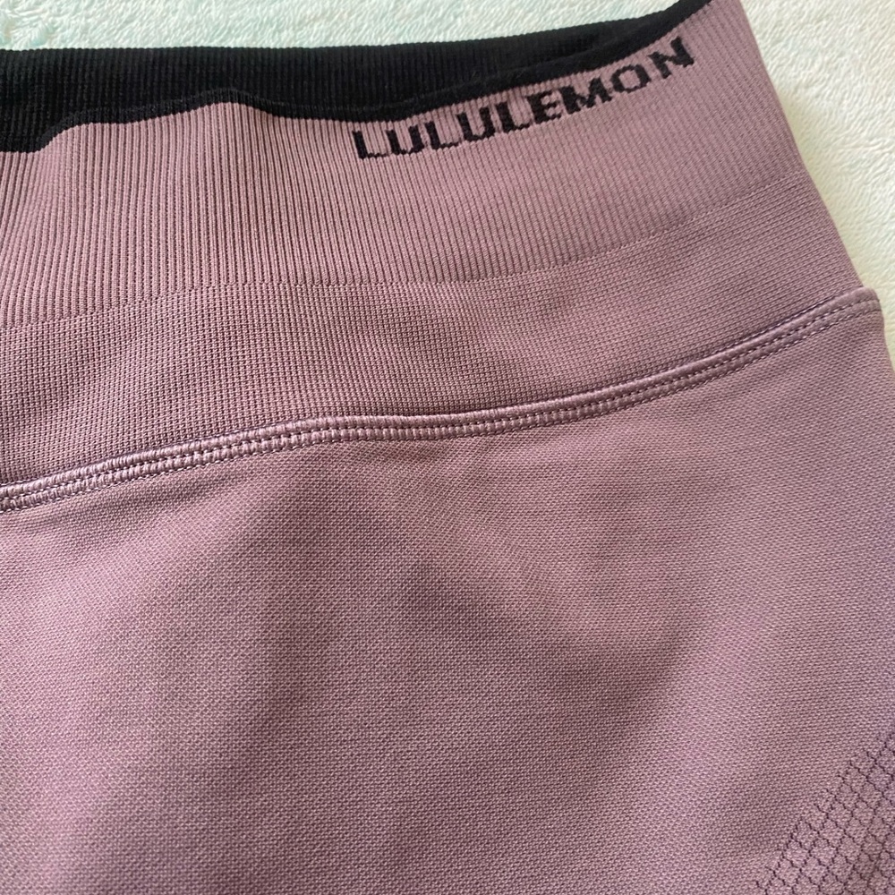 Lululemon Athletica Mauve and Black Leggings